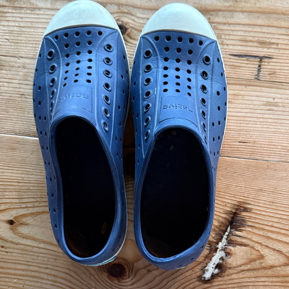 Native Kids Water Shoes - Blue and White